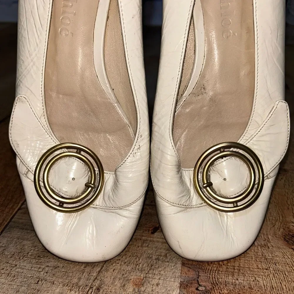 Chloé Women's Cream and Gold double ring buckle Ballet flats 37